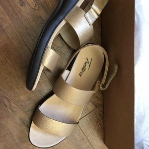 NEW wedge metallic sandals